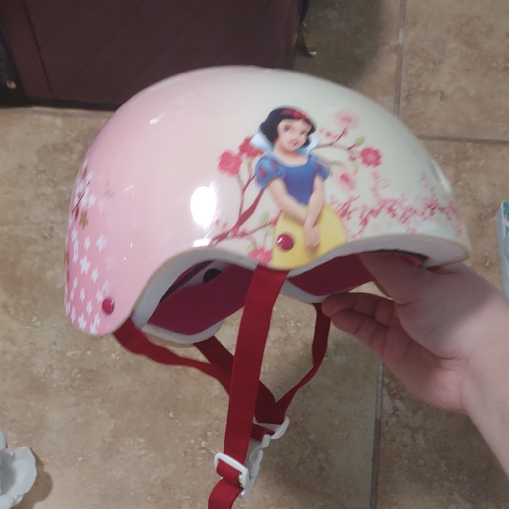 Kids Snow White Disney Helmet